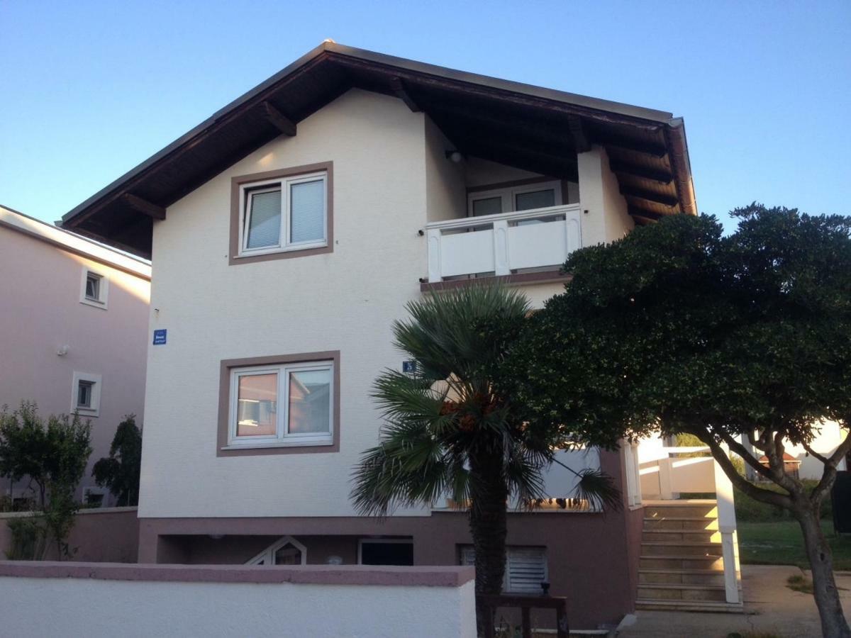 Apartment Bonaca Nin Exterior photo